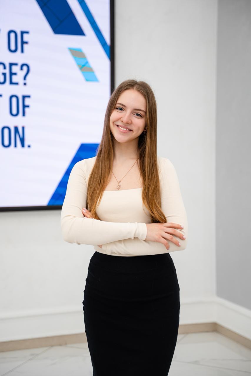 Софія Олійник